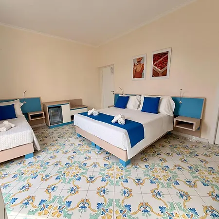 Oda ve Kahvaltı Relais Santa Lucia