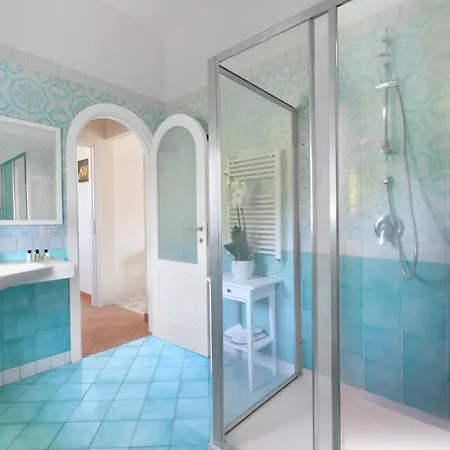 فندق مبيت وإفطار Relais Santa Lucia سورينتو